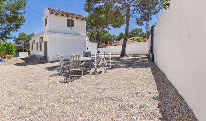 Sale - 4. House - Detached Villa - Pinar de Campoverde