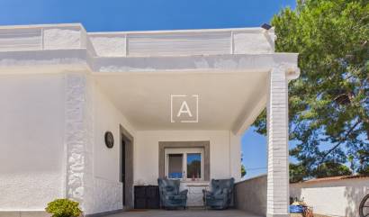 Sale - 4. House - Detached Villa - Pinar de Campoverde