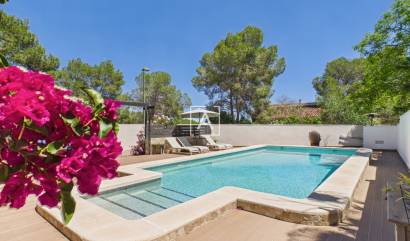 Sale - 4. House - Detached Villa - Pinar de Campoverde
