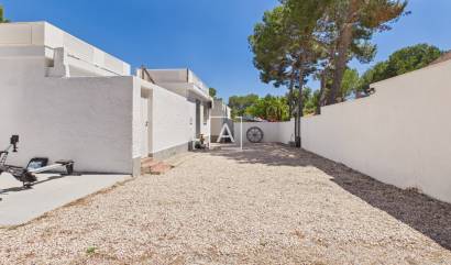 Sale - 4. House - Detached Villa - Pinar de Campoverde