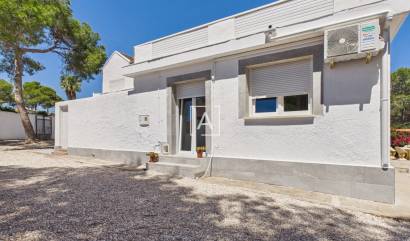 Sale - 4. House - Detached Villa - Pinar de Campoverde