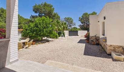 Sale - 4. House - Detached Villa - Pinar de Campoverde