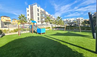 Sale - Apartment / Flat * - Orihuela Costa - Villamartín *