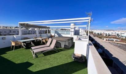 Sale - Apartment flat - Orihuela - Vistabella Golf