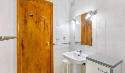 Sale - Apartment - Guardamar del Segura - CENTRO