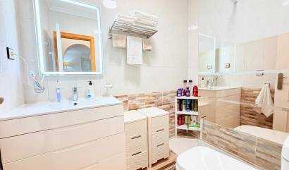 Sale - Apartment - Los Montesinos - La Herrada