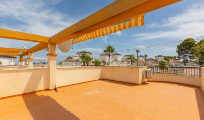 Sale - Apartment - Orihuela - Villamartín