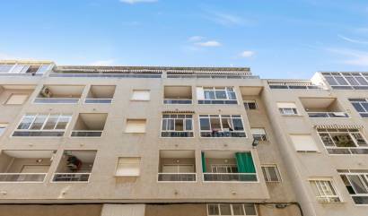 Sale - Apartment - Torrevieja - Centro - Muelle Pesquero