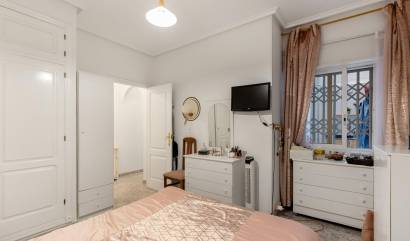 Sale - Apartment - Torrevieja - Centro - Muelle Pesquero