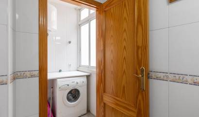 Sale - Apartment - Torrevieja - Centro