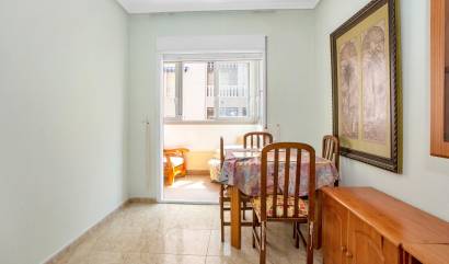 Sale - Apartment - Torrevieja - Centro