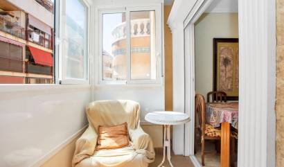 Sale - Apartment - Torrevieja - Centro