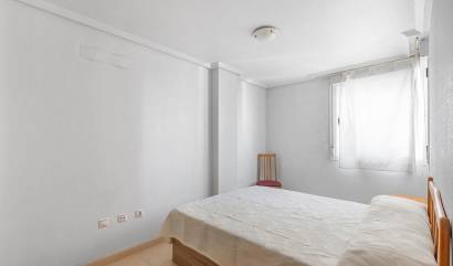 Sale - Apartment - Torrevieja - Centro