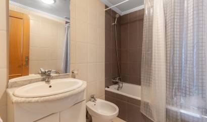 Sale - Apartment - Torrevieja - Centro