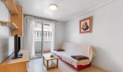 Sale - Apartment - Torrevieja - Centro