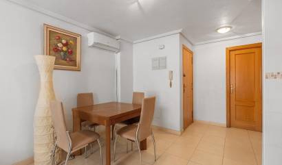Sale - Apartment - Torrevieja - Centro