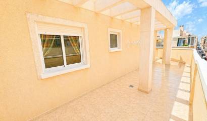 Sale - Apartment - Torrevieja - Centro