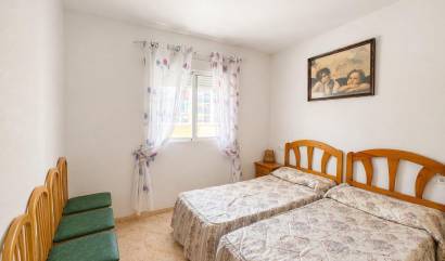 Sale - Apartment - Torrevieja - Centro