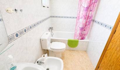 Sale - Apartment - Torrevieja - Centro