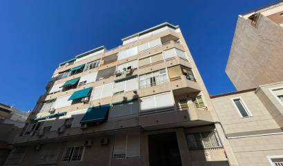 Sale - Apartment - Torrevieja - Centro