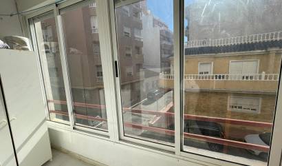 Sale - Apartment - Torrevieja - Centro