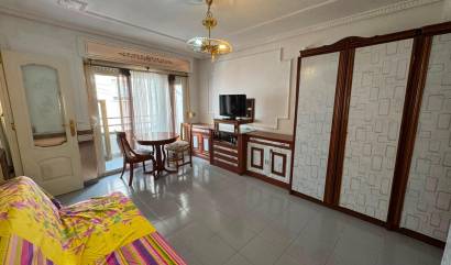 Sale - Apartment - Torrevieja - Centro