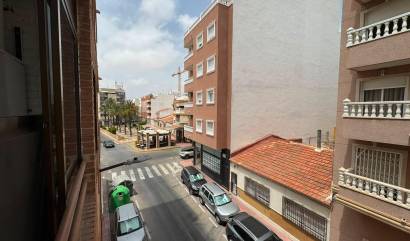 Sale - Apartment - Torrevieja - Centro