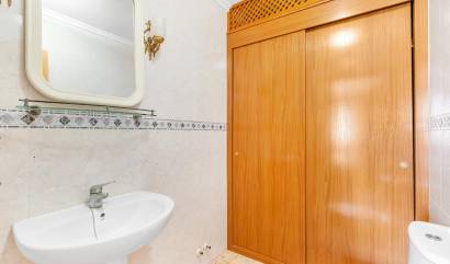 Sale - Apartment - Torrevieja - Estacion de autobuses