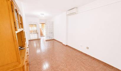 Sale - Apartment - Torrevieja - Estacion de autobuses