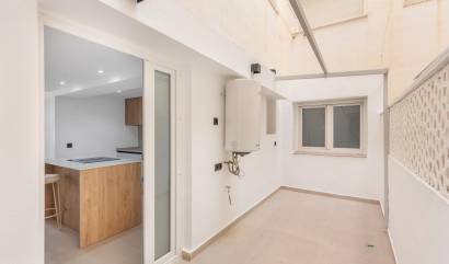 Sale - Apartment - Torrevieja - La Mata pueblo