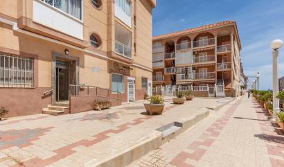 Sale - Apartment - Torrevieja - La Mata pueblo
