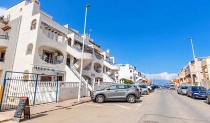 Sale - Apartment - Torrevieja - La Mata