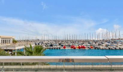 Sale - Apartment - Torrevieja - Paseo maritimo
