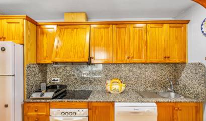Sale - Apartment - Torrevieja - Paseo maritimo