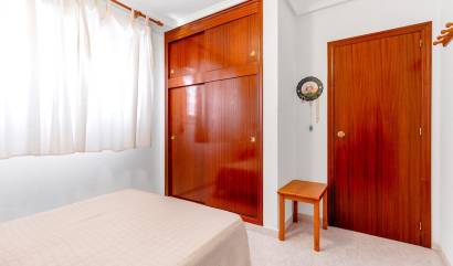 Sale - Apartment - Torrevieja - Playa de los locos