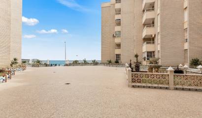 Sale - Apartment - Torrevieja - Playa de los locos
