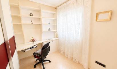 Sale - Apartment - Torrevieja - Playa del cura
