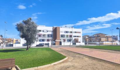 Sale - Apartments - Pilar de la Horadada - El Mojón