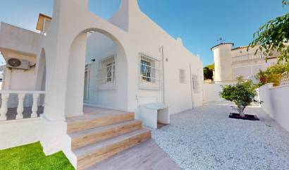 Sale - Bungalow - Orihuela Costa