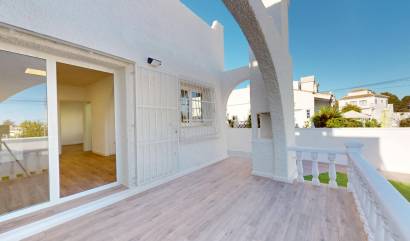 Sale - Bungalow - Orihuela Costa