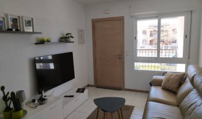Sale - Bungalow - Torrevieja - Aguas Nuevas