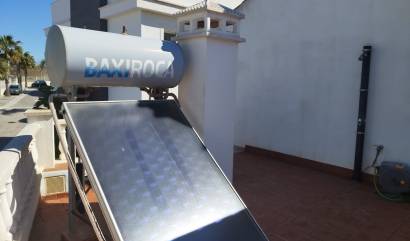 Sale - Bungalow - Torrevieja - Aguas Nuevas