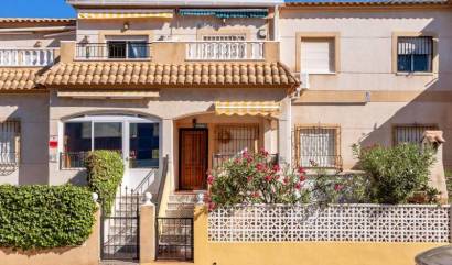 Sale - Bungalow - Torrevieja - Parque las naciones