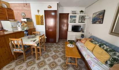 Sale - Bungalow - Torrevieja - Playa de los Naufragos