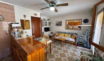 Sale - Bungalow - Torrevieja - Playa de los Naufragos