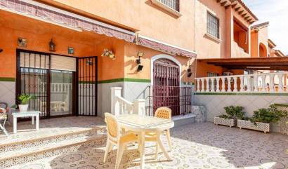 Sale - Bungalow - Torrevieja - Torrejón