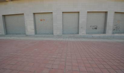 Sale - Commercial - Elda