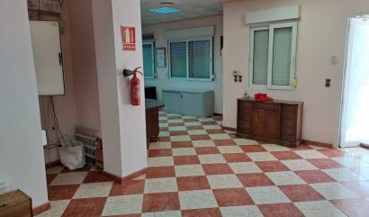 Sale - Commercial - La Mata