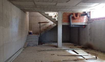 Sale - Commercial - Los Montesinos