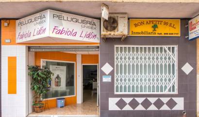 Sale - commercial property - Torrevieja - La Mata